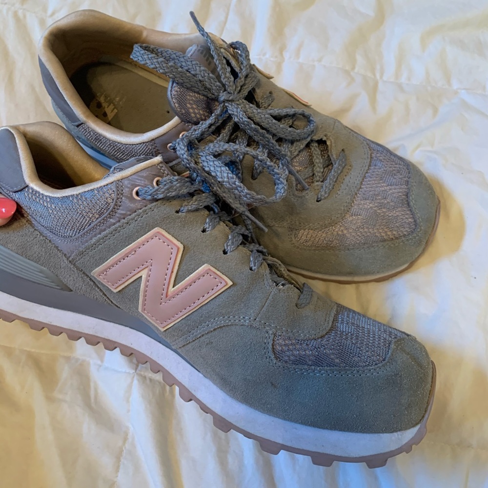 Women’s 574 new balance sneakers, size 12